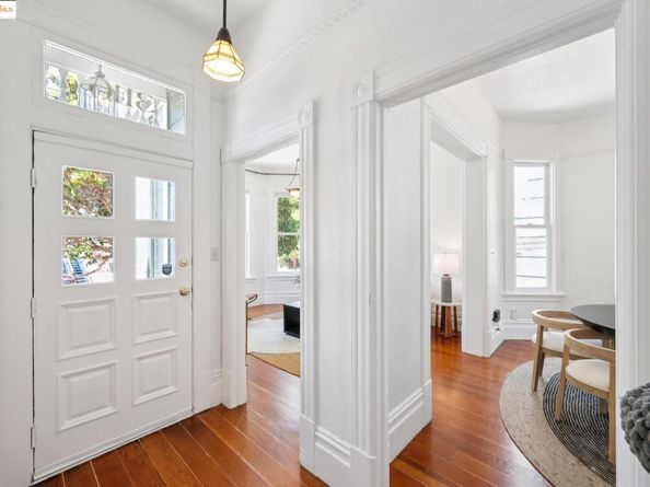 3116 Harrison St, Oakland CA 94611