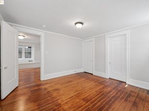 3116 Harrison St, Oakland CA 94611