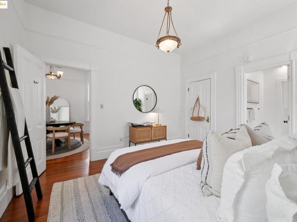 3116 Harrison St, Oakland CA 94611