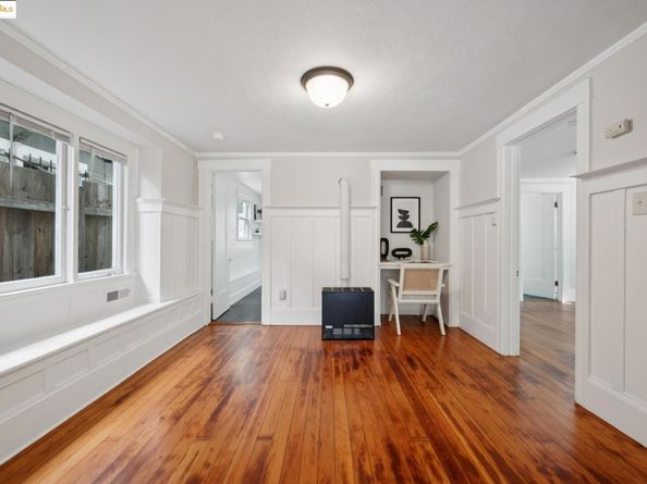 3116 Harrison St, Oakland CA 94611