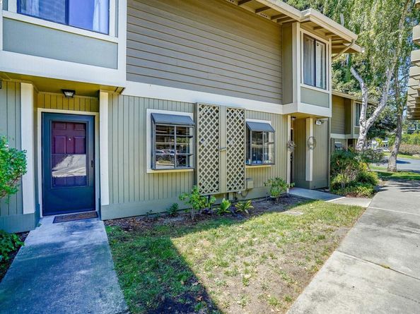 458 Eastgate Ln, Martinez CA 94553
