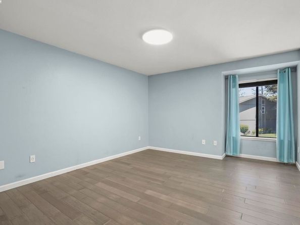 458 Eastgate Ln, Martinez CA 94553