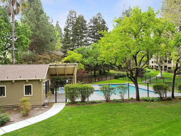 458 Eastgate Ln, Martinez CA 94553
