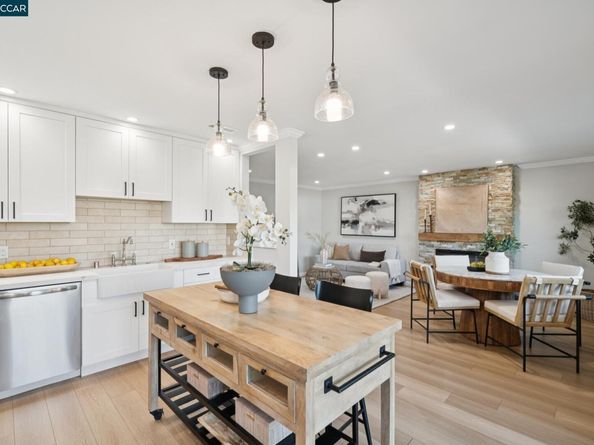 1150 Canyonwood Court 4, Walnut Creek CA 94595