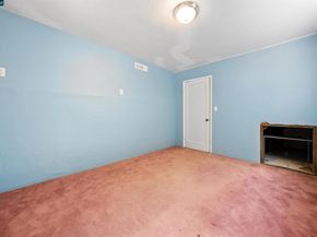 7420 Sunkist Dr, Oakland CA 94605