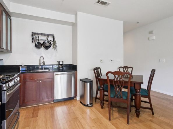 6466 Hollis St 242, Emeryville CA 94608