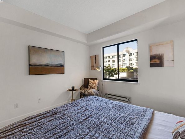 988 Franklin St 312, Oakland CA 94607