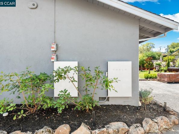3121 Del Oceano Dr, Lafayette CA 94549