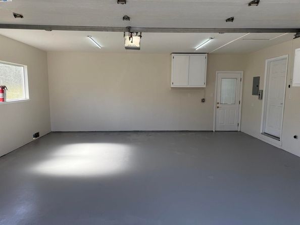 174 Town And Country Dr, Danville CA 94526
