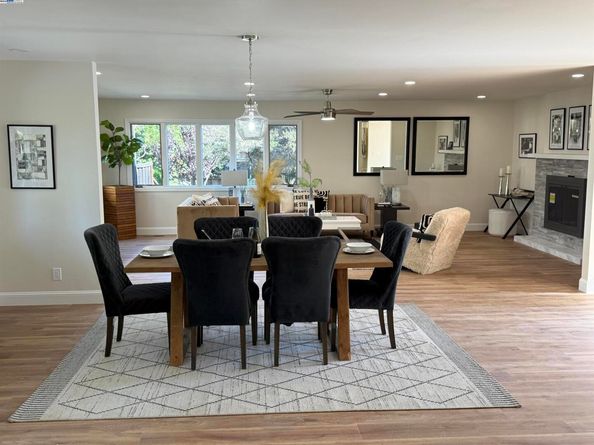 174 Town And Country Dr, Danville CA 94526