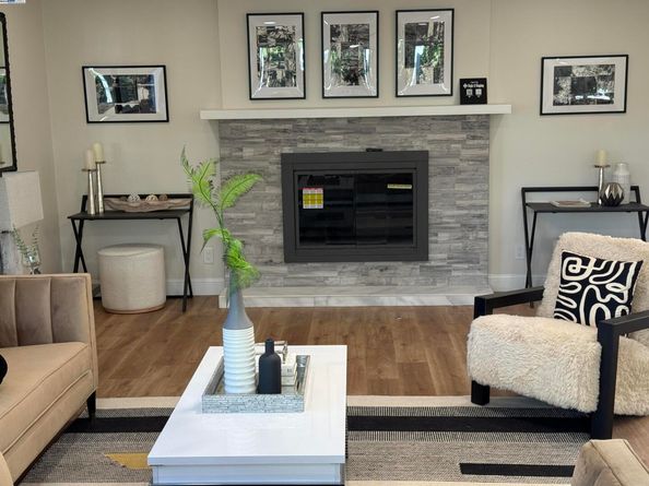 174 Town And Country Dr, Danville CA 94526