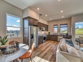 28971 Parkwood Lane 93, Hayward CA 94544
