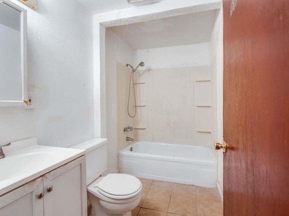 1605 57th Avenue, Oakland CA 94621