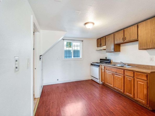 1605 57th Avenue, Oakland CA 94621