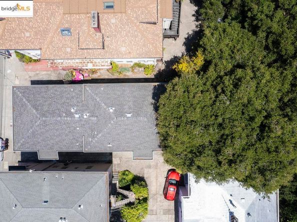 5438 Claremont Avenue, Oakland CA 94618