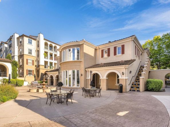 3420 Finnian Way 228, Dublin CA 94568