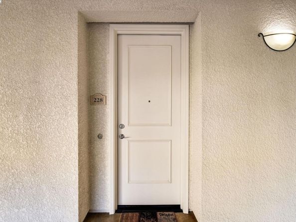 3420 Finnian Way 228, Dublin CA 94568