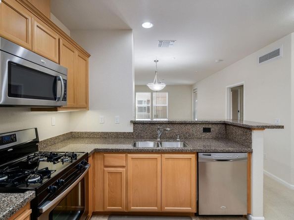 3420 Finnian Way 228, Dublin CA 94568