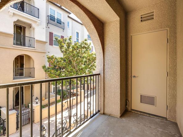 3420 Finnian Way 228, Dublin CA 94568