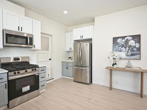 3914 Aqua Vista St, Oakland CA 94601