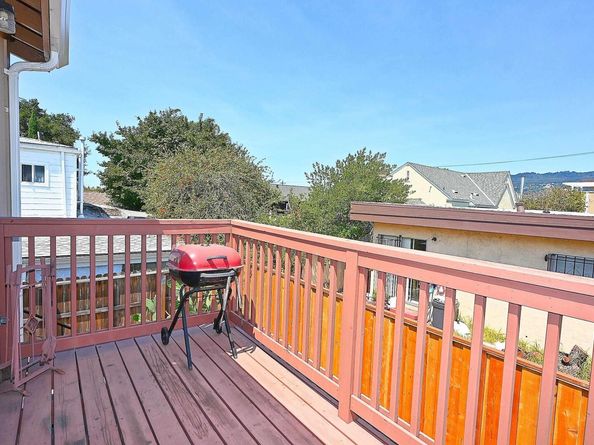 3914 Aqua Vista St, Oakland CA 94601