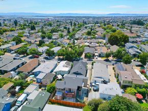 3914 Aqua Vista St, Oakland CA 94601
