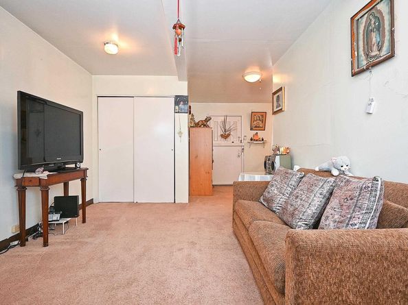 3914 Aqua Vista St, Oakland CA 94601