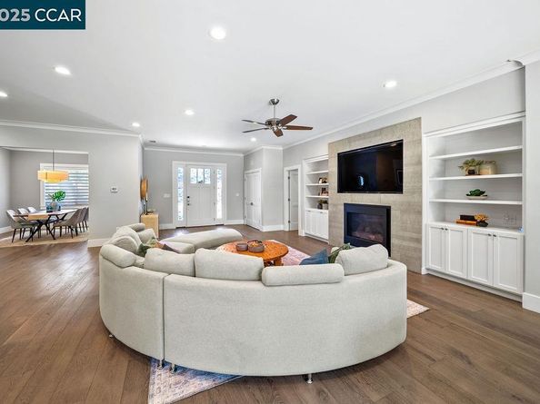 100 Alderwood Rd, Walnut Creek CA 94598