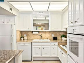 2817 Golden Rain Rd 14, Walnut Creek CA 94595