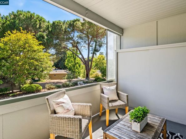 2817 Golden Rain Rd 14, Walnut Creek CA 94595