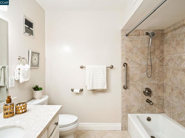 2817 Golden Rain Rd 14, Walnut Creek CA 94595