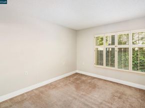 2817 Golden Rain Rd 14, Walnut Creek CA 94595