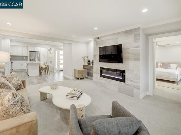 1124 Singingwood Ct 5, Walnut Creek CA 94595