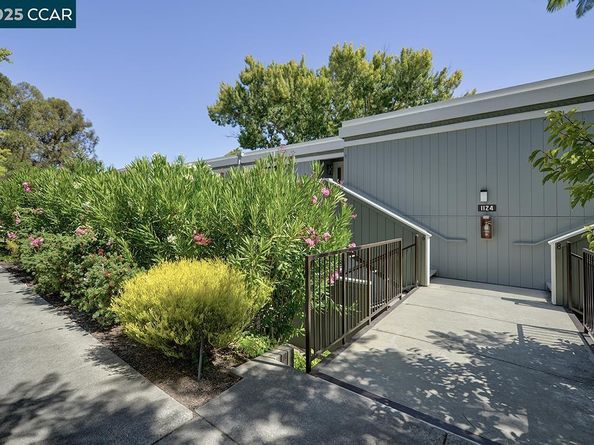 1124 Singingwood Ct 5, Walnut Creek CA 94595