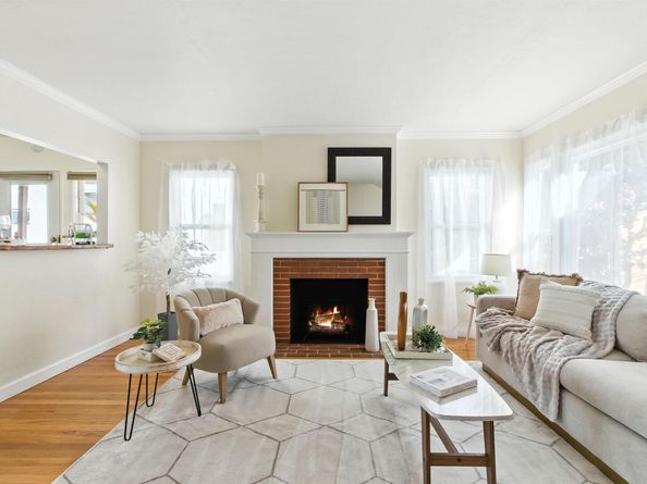 6623 Outlook Ave, Oakland CA 94605