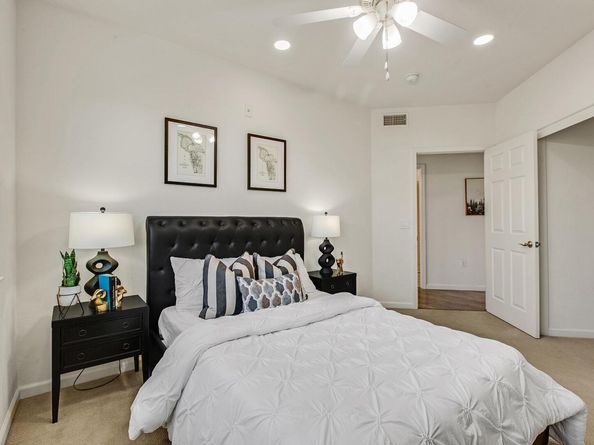 800 S Abel St 303, Milpitas CA 95035
