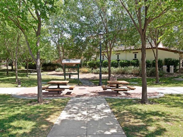 800 S Abel St 303, Milpitas CA 95035
