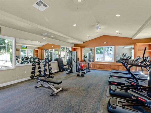 800 S Abel St 303, Milpitas CA 95035