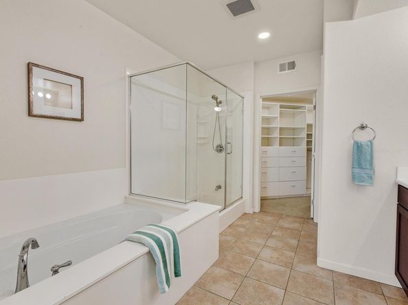 800 S Abel St 303, Milpitas CA 95035