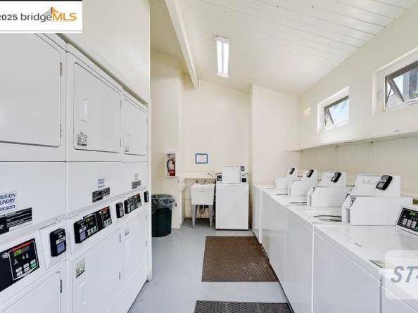 2000 Laguna Circle D, Concord CA 94520