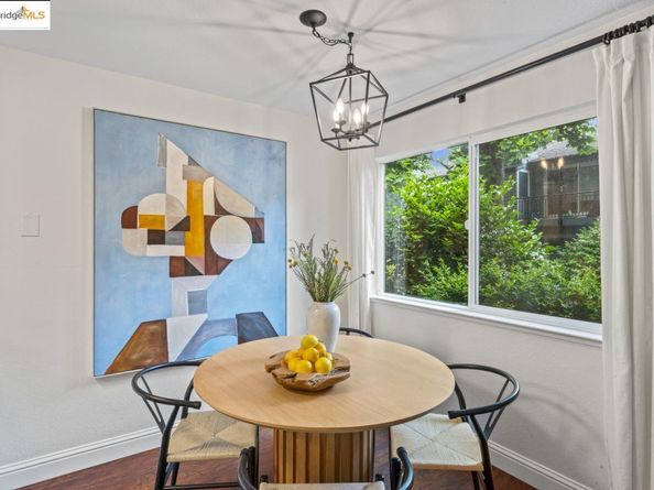 50 Emery Bay Drive, Emeryville CA 94608