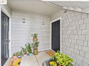 50 Emery Bay Drive, Emeryville CA 94608