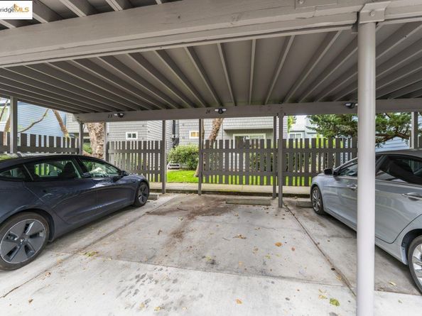50 Emery Bay Drive, Emeryville CA 94608