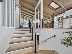 130 La Espiral, Orinda CA 94563