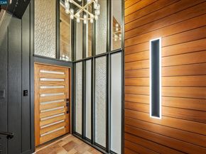 130 La Espiral, Orinda CA 94563