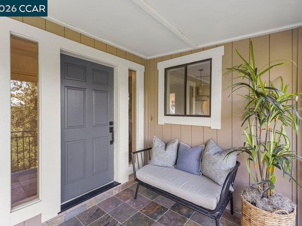 14 Springhill Lane, Lafayette CA 94929