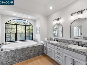 14 Springhill Lane, Lafayette CA 94929