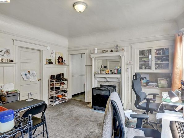 820 52nd St, Oakland CA 94608