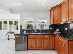 84 Oakes Blvd, San Leandro CA 94577