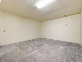 84 Oakes Blvd, San Leandro CA 94577